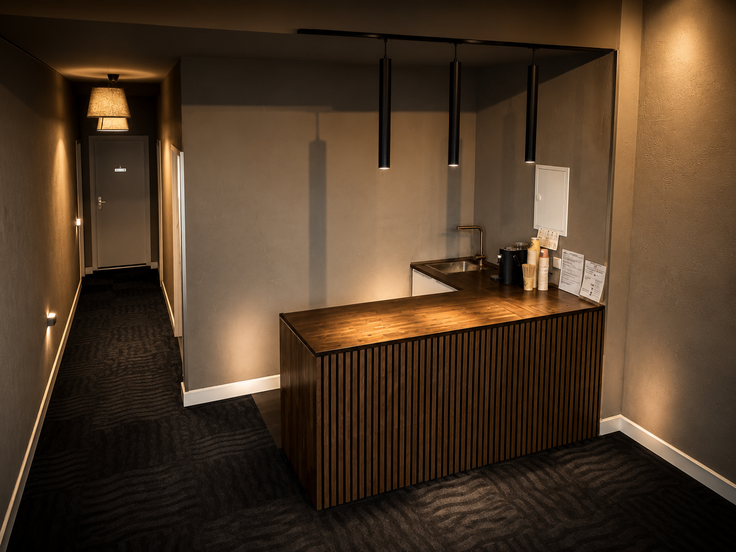 Empfangsbereich im NL-Apartments Leverkusen mit Kaffeestation